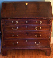 C 1760 English Desk