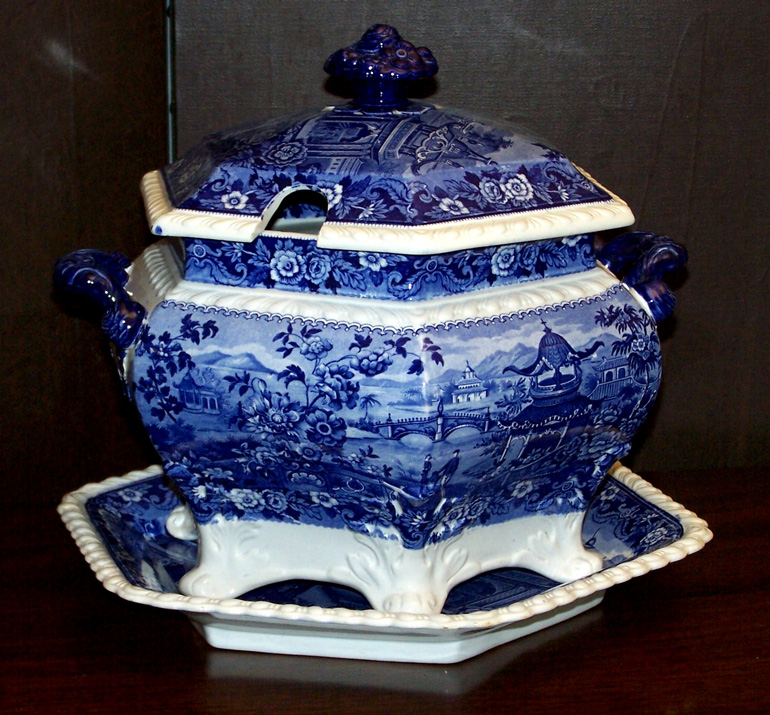 C 1814  1839 Staffordshire Ridgeway Tureen